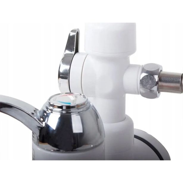 ELEKTRIČNA GRELNA PIPA WELL RAINFALL S TUŠEM