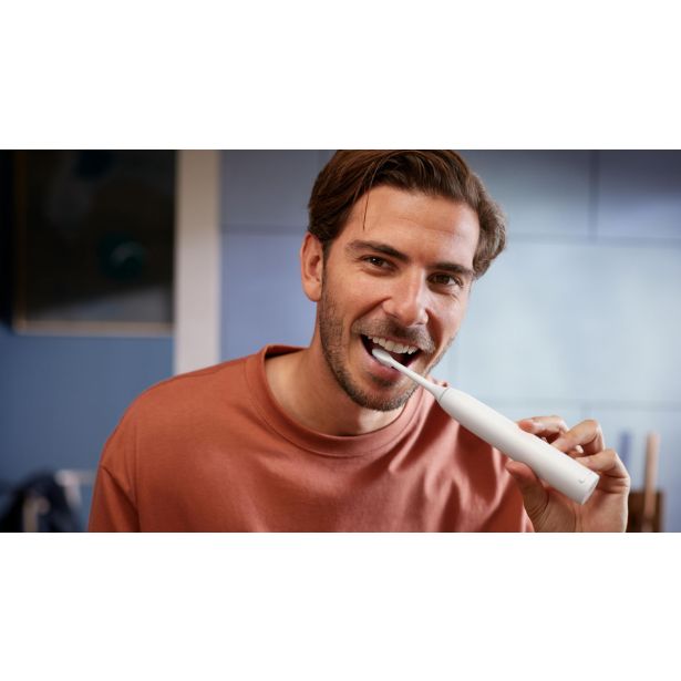 ELEKTRIČNA ZOBNA ŠČETKA SONICARE HX7109/01 BELA IN ČRNA