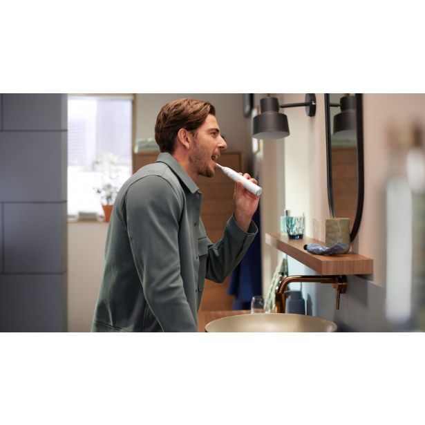 ELEKTRIČNA ZOBNA ŠČETKA SONICARE HX7410/02 BELA