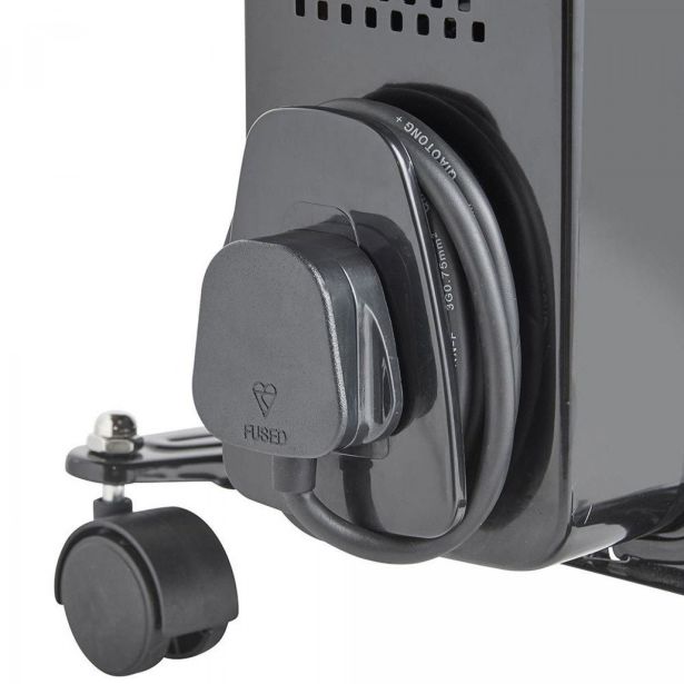 ELEKTRIČNI RADIATOR VONHAUS OLJNI 9 ČRN