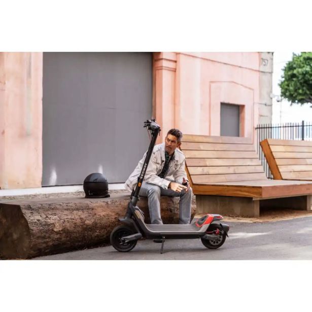 ELEKTRIČNI SKIRO SEGWAY P100SE
