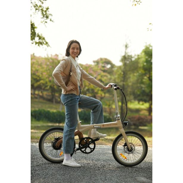 ELEKTRIČNO KOLO A DECE OASIS AIR CARBON, AMBLE LATTE