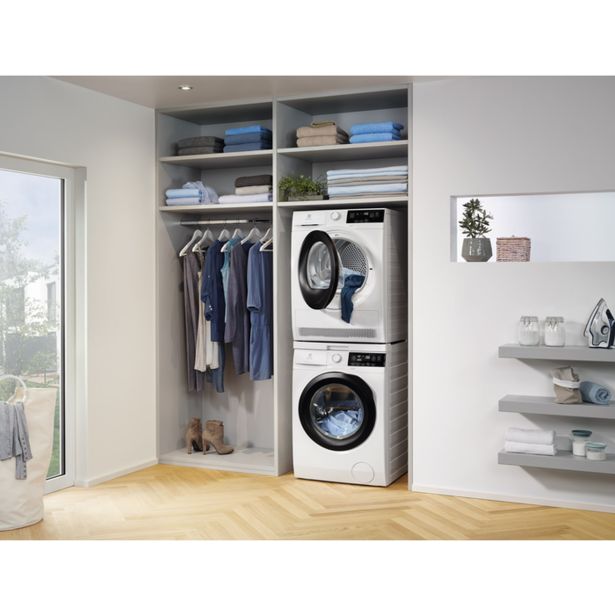 PRALNI STROJ ELECTROLUX EW6F341S