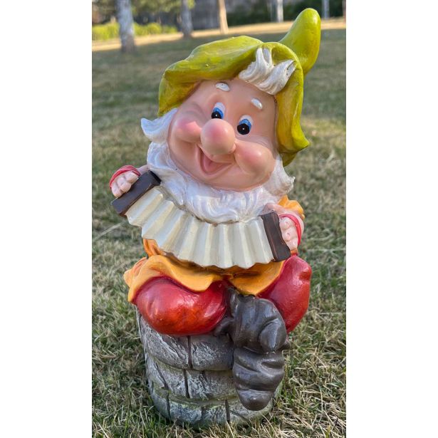 FIGURA, OKRASNA PALČEK S HARMONIKO VIŠ.30 CM