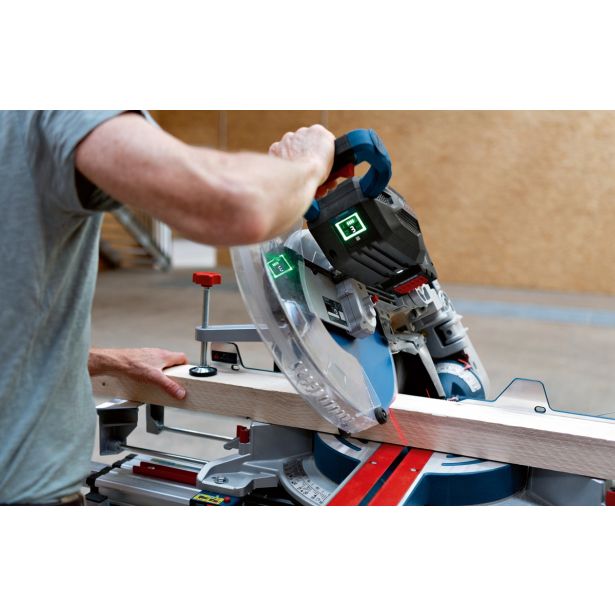 AKU. KROŽNA NAMIZNA ŽAGA BOSCH PROFESSIONAL GCM 18V-305 GDC 2X18V 5.5AH BATERIJE