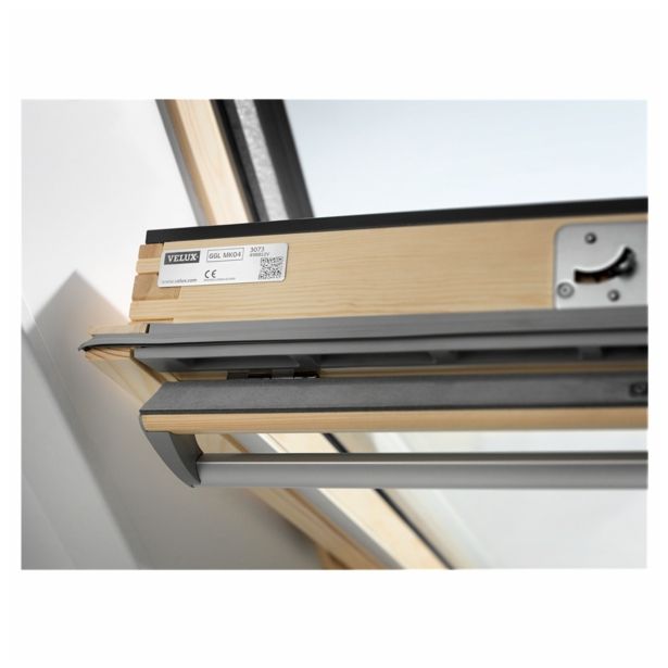 STREŠNO OKNO VELUX GGL MK08 3050 78X140 CM, LESENO