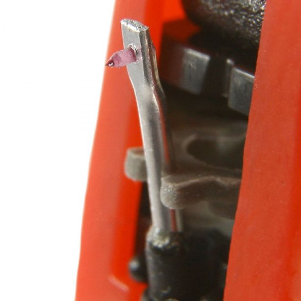 GRAMOFON CAMRY GLAVA IN IGLA ZA GRAMOFON ZA MODEL CR1113 IN CR1114