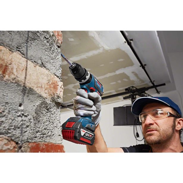 AKUMUL. UDARNI VRTALNIK BOSCH PROFESSIONAL GSB 18V-60 C