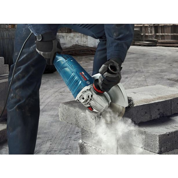 KOTNI BRUSILNIK GWS 24-180 P