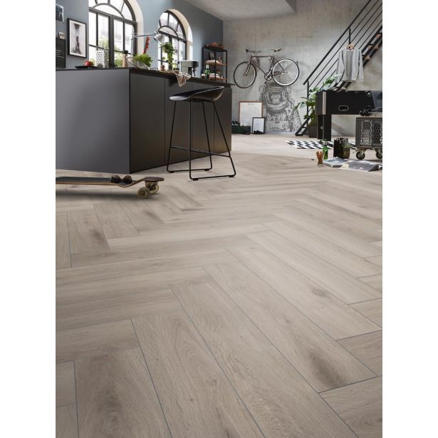 LAMINAT, 8MM, 32. RAZRED KRONOTEX HERRINGBONE HRAST SREBRNI D 3773