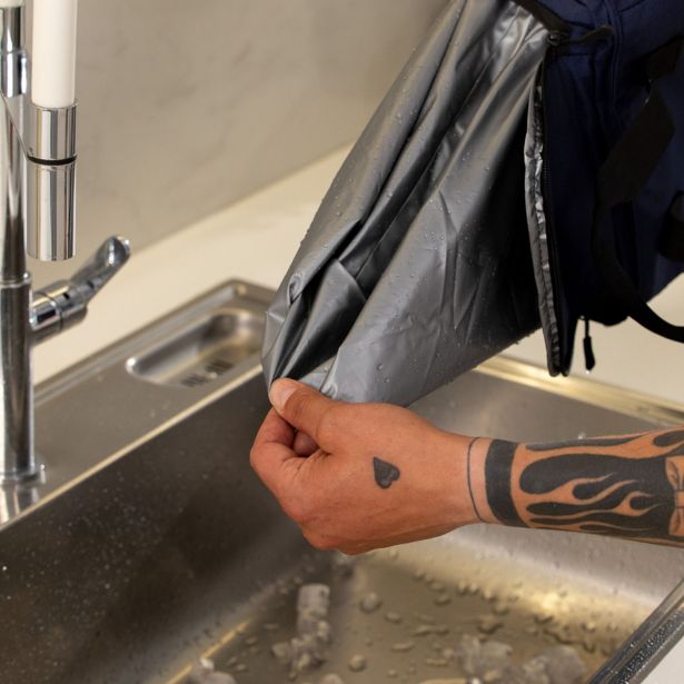 HLADILNA TORBA SNOW MONKEY BAGGIE TEMNO MODRA