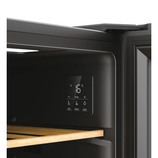 HLADILNA VITRINA CANDY CWC023