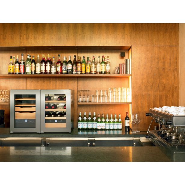 HLADILNA VITRINA LIEBHERR WKES 653