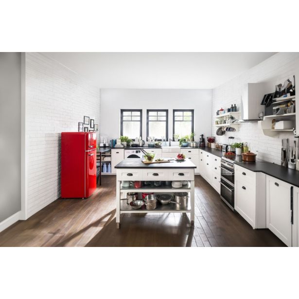 HLADILNIK IN ZAMRZOVALNIK AMICA KGC15630R