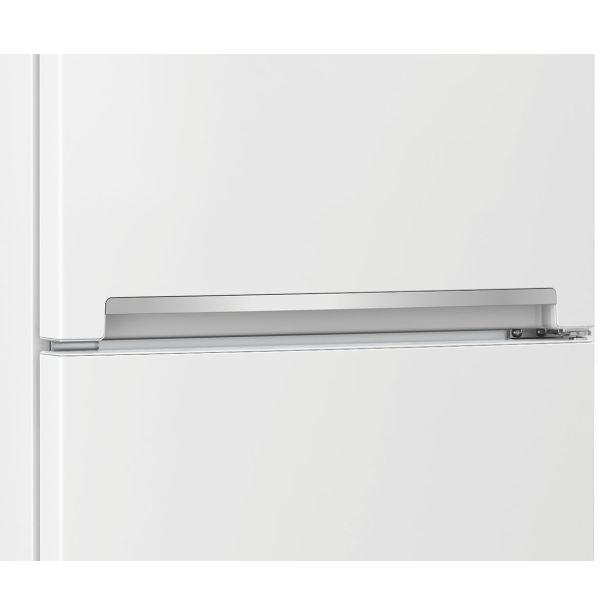 HLADILNIK IN ZAMRZOVALNIK BEKO RCSA366K40WN