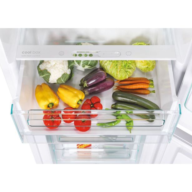 HLADILNIK IN ZAMRZOVALNIK CANDY CBT5518DW