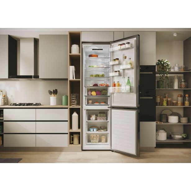 HLADILNIK IN ZAMRZOVALNIK CANDY CNCQ2T620EX