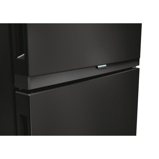 HLADILNIK IN ZAMRZOVALNIK CANDY CNCQ4T618EB