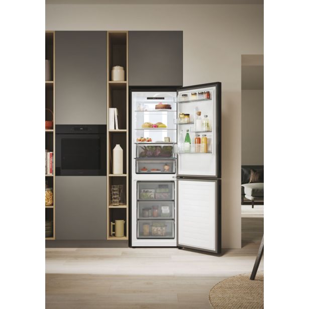 HLADILNIK IN ZAMRZOVALNIK CANDY CNCQ4T618EB