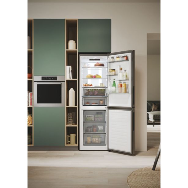 HLADILNIK IN ZAMRZOVALNIK CANDY CNCQ4T618EX