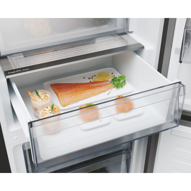 HLADILNIK IN ZAMRZOVALNIK CANDY ECN2CQTEB206