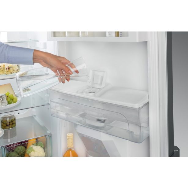 HLADILNIK IN ZAMRZOVALNIK LIEBHERR CNEF 3535