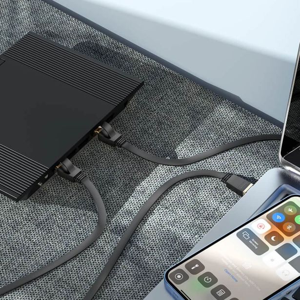 HOCO OMREŽNI INTERNET KABEL US07 PLOŠČAT 1GBPS 10 METROV ČRN