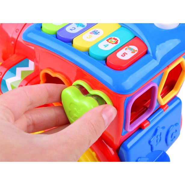 HOLA VLAK Z OBLIKAMI IN GLASBO 556