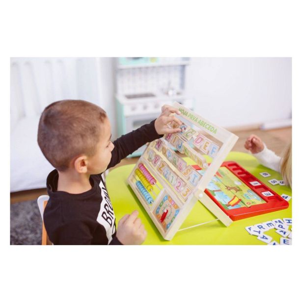 DRUŽABNE IN MISELNE IGRE VIGA MOJA PRVA ABECEDA