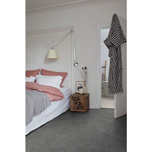 PLAVAJOČA PLUTA EGGER HOME COMFORT IMPIANTO SIVI EHC021 1292X327X8 MM