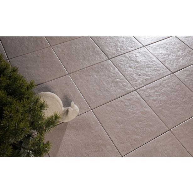 BETONSKA PLOŠČA ZOBEC INDIGO TEMNO RJAVA 40X40X3.8 CM