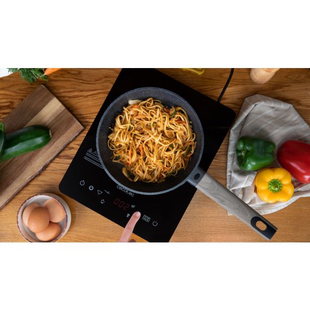 INDUKCIJSKI KUHALNIK CECOTEC FULL CRYSTAL ONYX