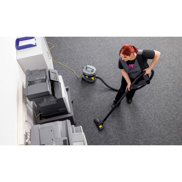 INDUSTRIJSKI SUHI SESALNIK KARCHER PROFESSIONAL T 11/1 CLASSIC HEPA