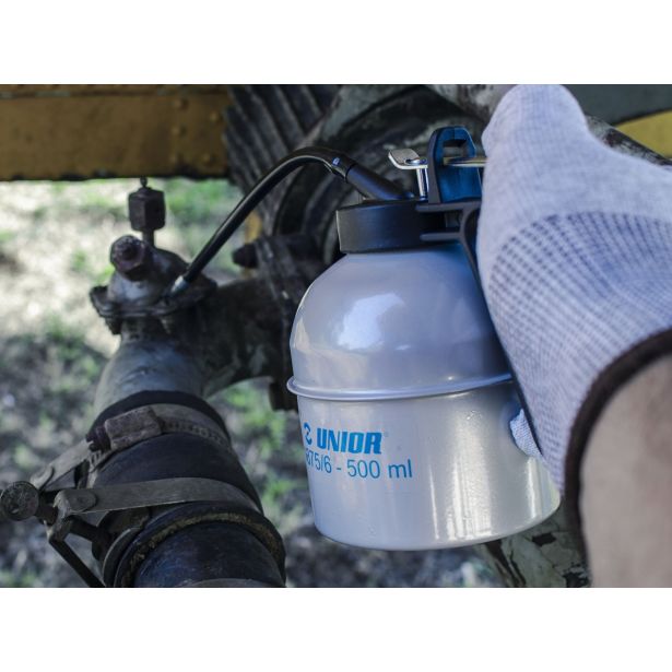 ORODJE PO NAROČILU UNIOR KANTICA ZA OLJE 500 ML ART. 1375/6