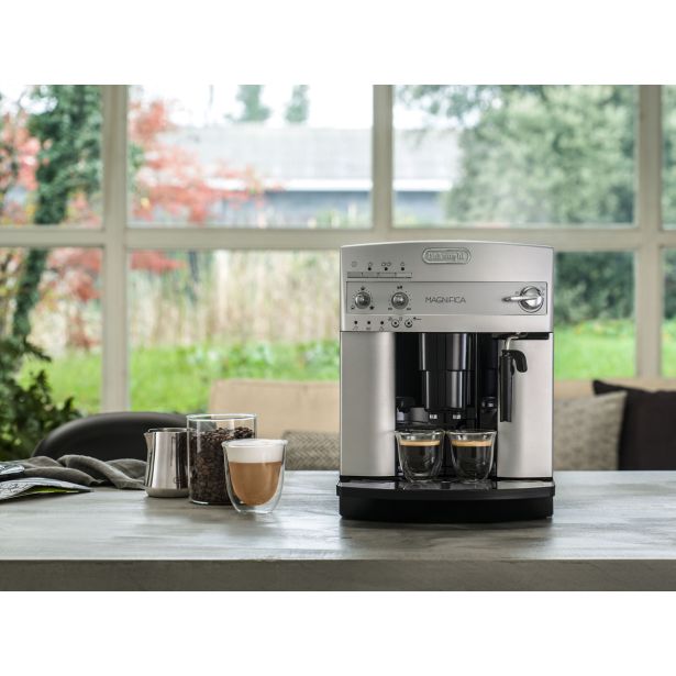 KAVNI ESPRESSO APARAT DELONGHI ESAM 3200 S