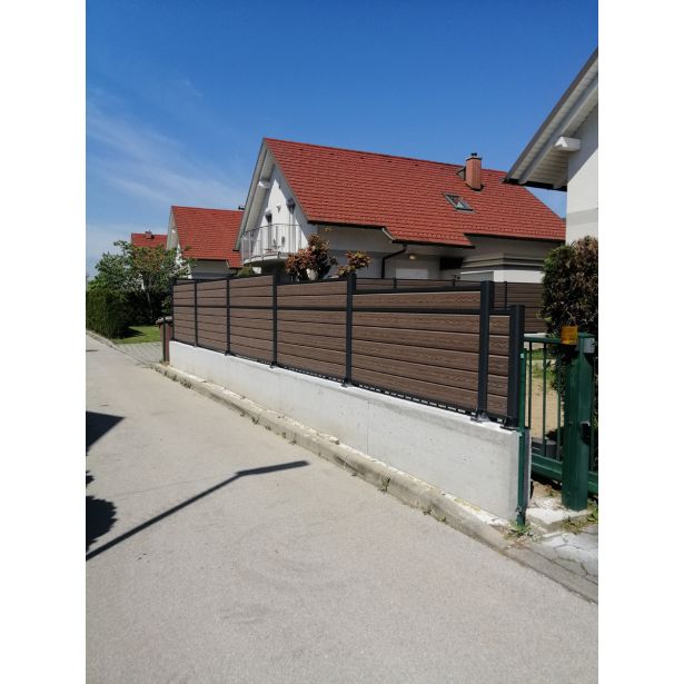 WPC SISTEM OGRAJA BAMBUSWPC KAVNO RJAVA 180X180 CM 1 STEBRIČEK + 13 DESK