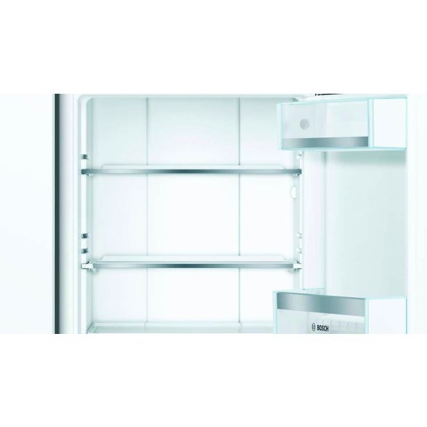 HLADILNIK IN ZAMRZOVALNIK BOSCH KIF86PF30