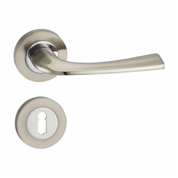 KLJUKA ZA VRATA MQ CANDY Z ROZETO KLJUČ/CILIND. SN/PC A