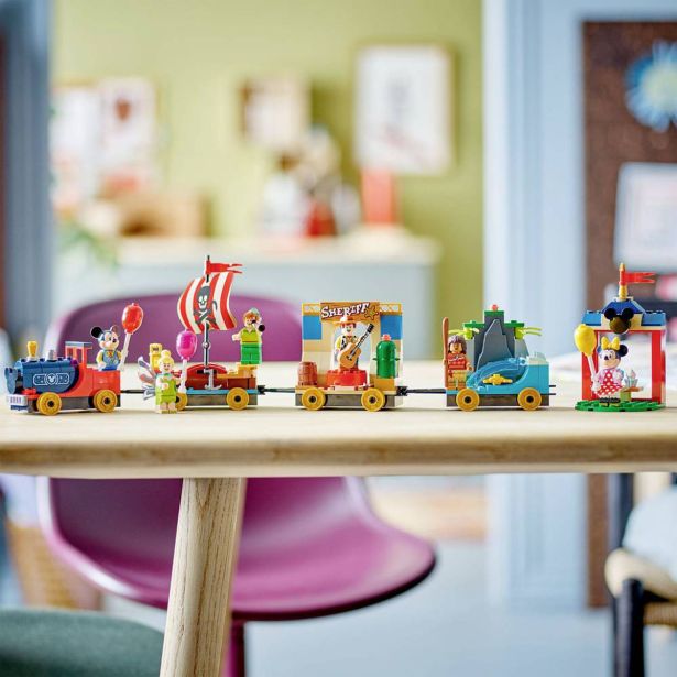 KOCKE LEGO DISNEY PRAZNIČNI VLAK 43212