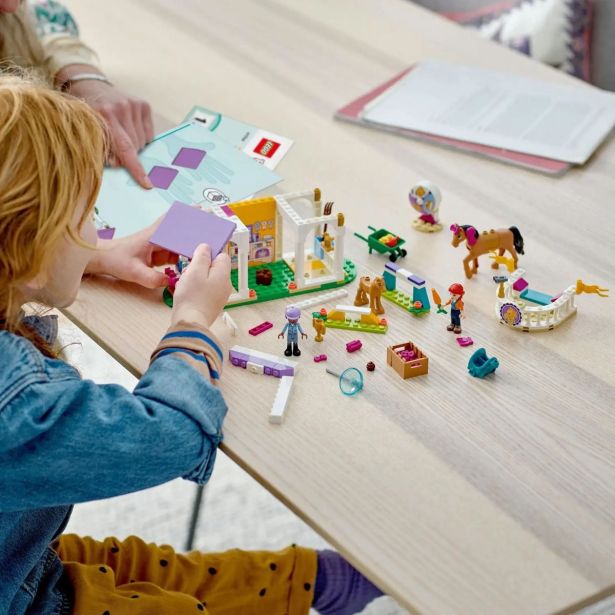 KOCKE LEGO FRIENDS URJENJE KONJEV 41746