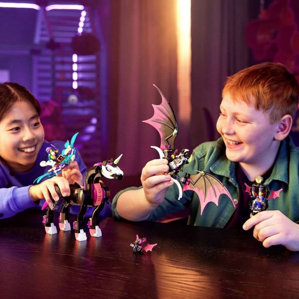 KOCKE LEGO LETEČI KONJ PEGAZ