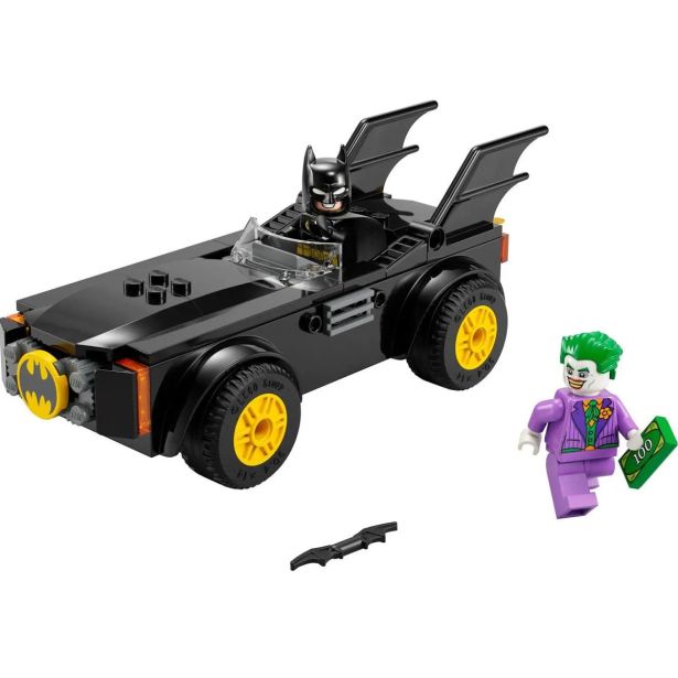 KOCKE LEGO PREGON Z BATMOBILOM': BATMAN' PROTI JOKERJU'