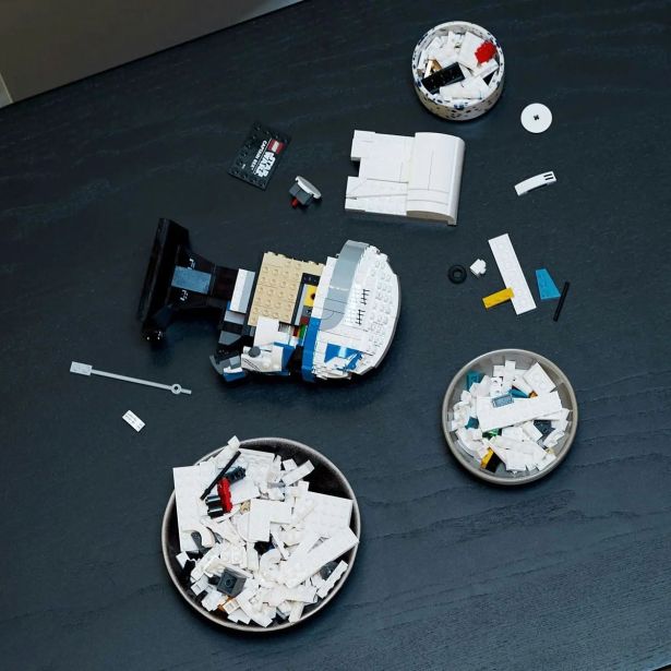 KOCKE LEGO STAR WARS ČELADA STOTNIKA REXA 75349