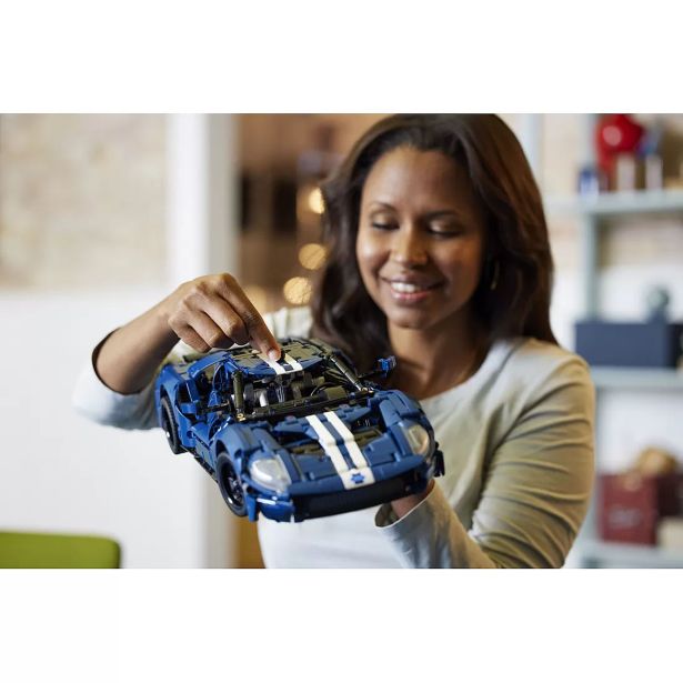 KOCKE LEGO TECHNIC 2022 FORD GT 42154