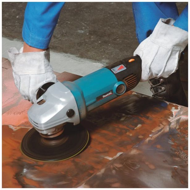 KOTNI POLIRNIK MAKITA SA7000C