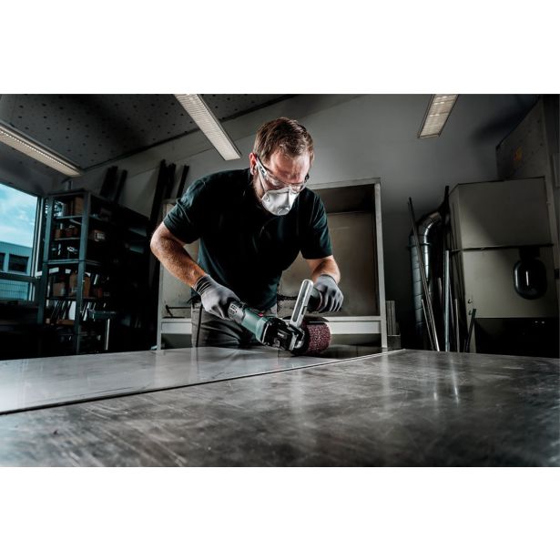 SATINIRNI STROJ METABO SE 17-200 RT SET