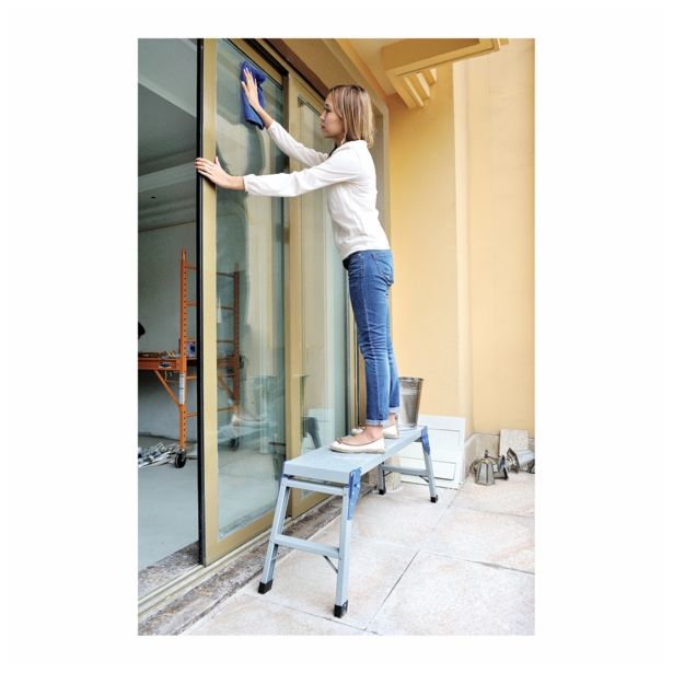 KOVINSKA PROSTOSTOJEČA LESTEV MQ KOVINSKA PLATFORMA DELOVNA 109X35X48 CM