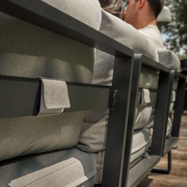 KOVINSKA VRTNA GARNITURA NATERIAL PERSEA TROSED ALU TIKOVINA, TEMNO SIV