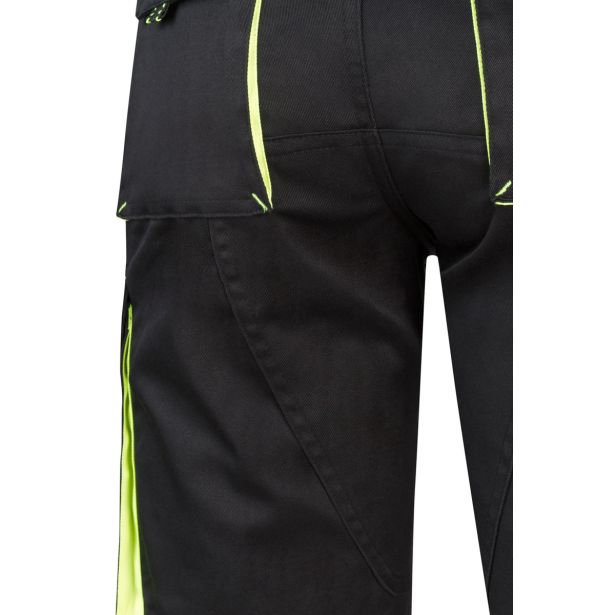 KRATKE HLAČE VELILLA ČRNE 103010S ŠT. 48