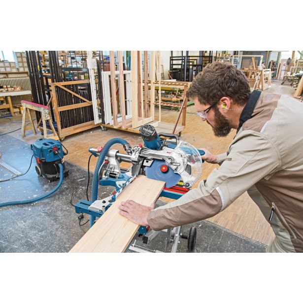 ZAJERALNA ŽAGA BOSCH PROFESSIONAL GCM 350-254